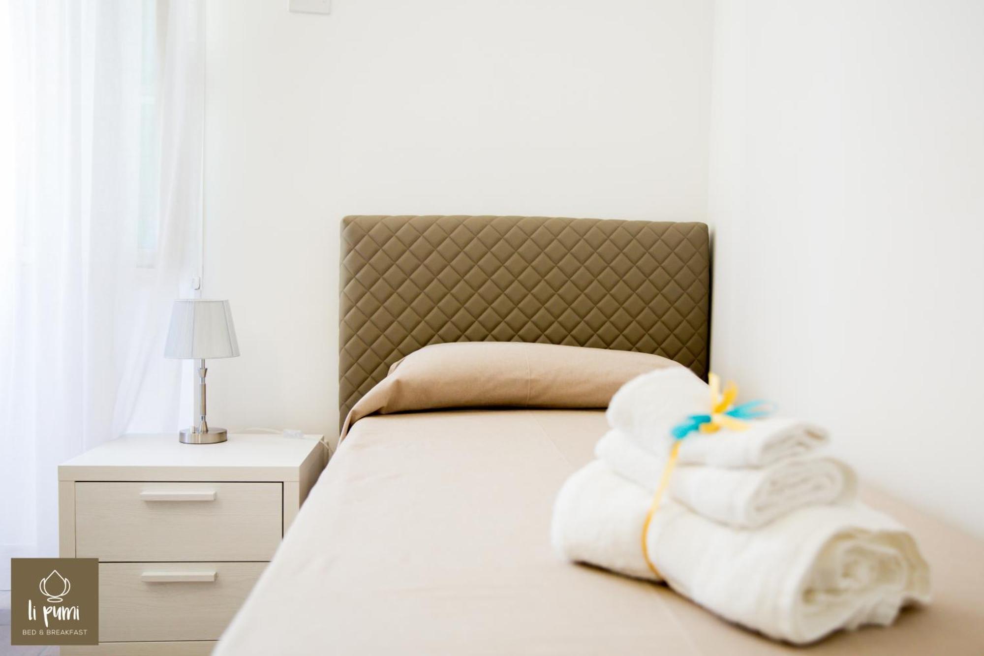 Li Pumi Bed & Breakfast Алисте Стая снимка